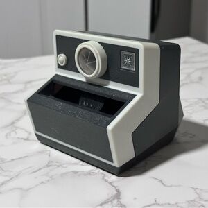 POST-IT • Retro Grey and White Camera-Shaped Desktop Post-it Note Dispenser